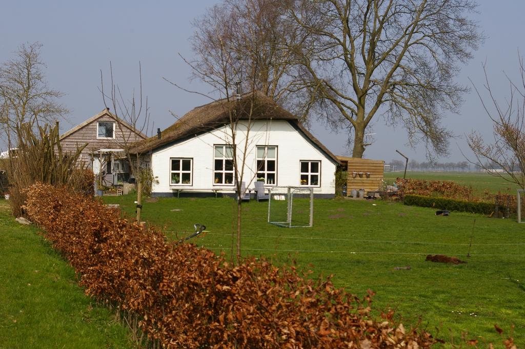 Groepsverblijf "De Klosse" Wanneperveen Room photo